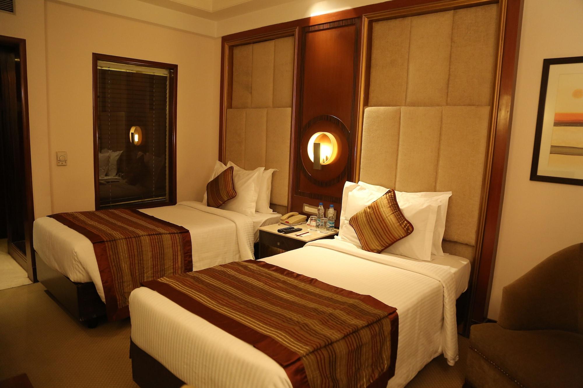 The Acura, Bmk Hotel Gurgaon Eksteriør billede